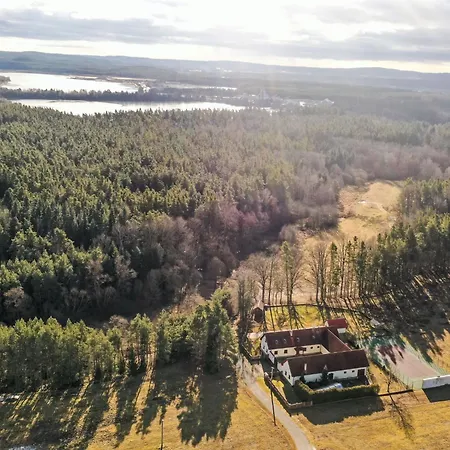 By Interhome Halamky